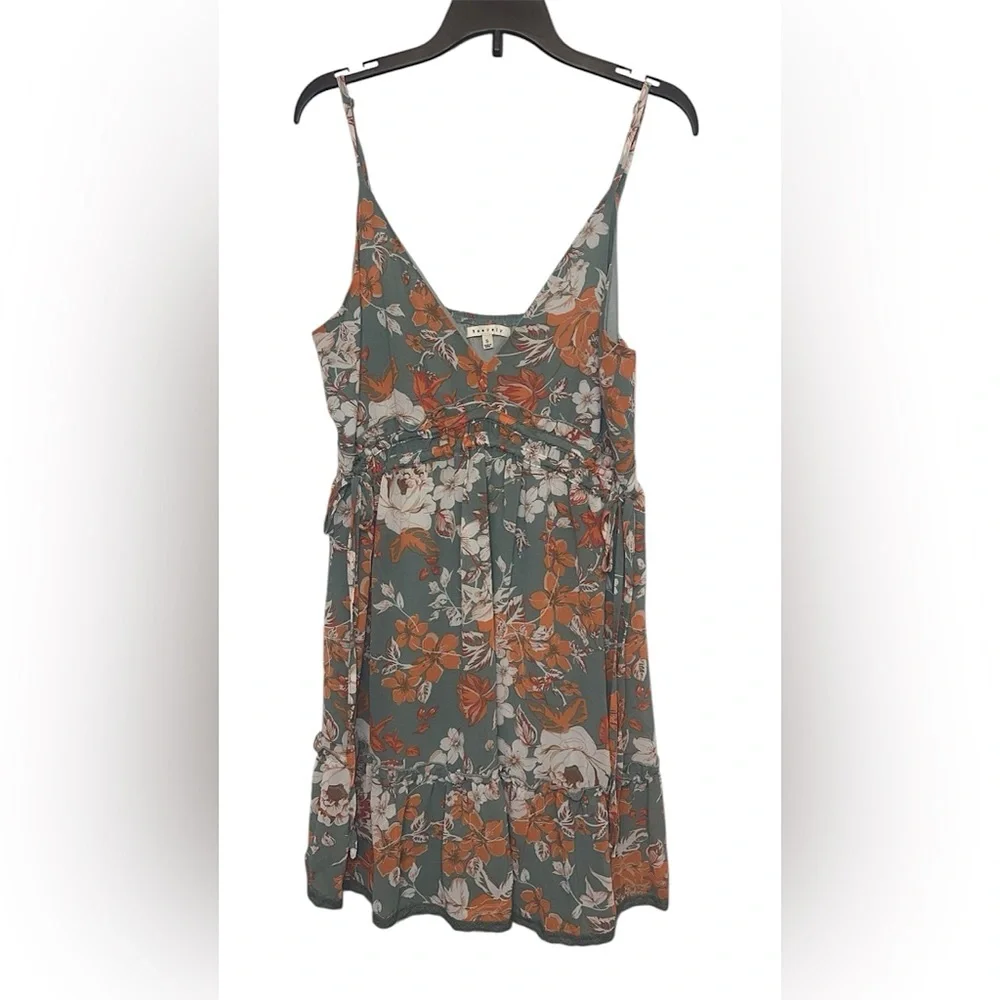 Women's Tiered Floral Sleeveless Sundress In size Small - Picture 6 of 10